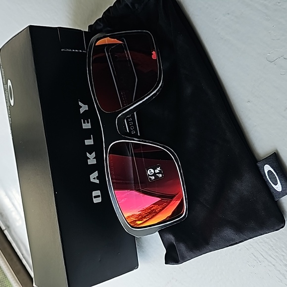 Oakley Men's Sunglasses - Picture 5 of 11